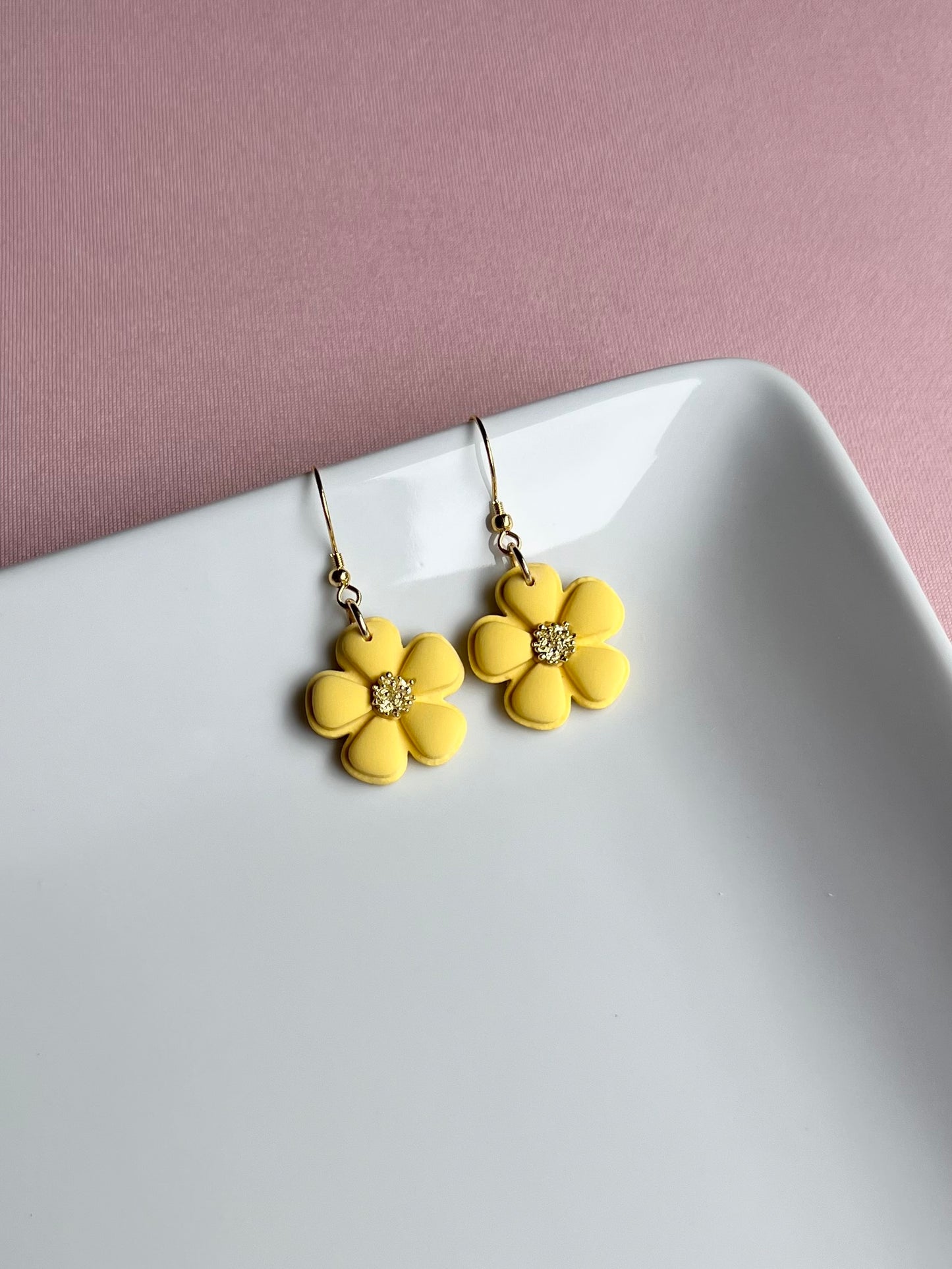 The Mae | Yellow Flower Clay Earrings