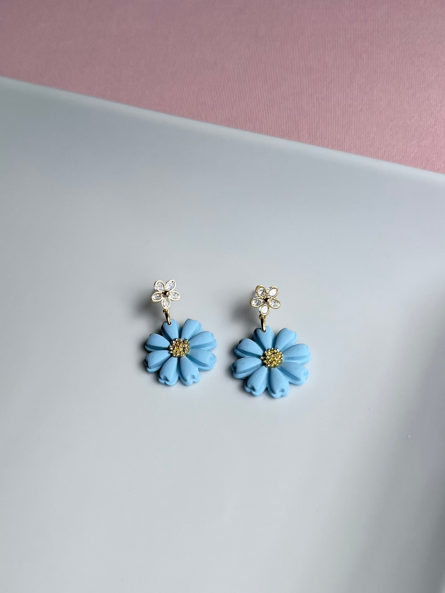 The Ren | Blue Flower Clay Earrings