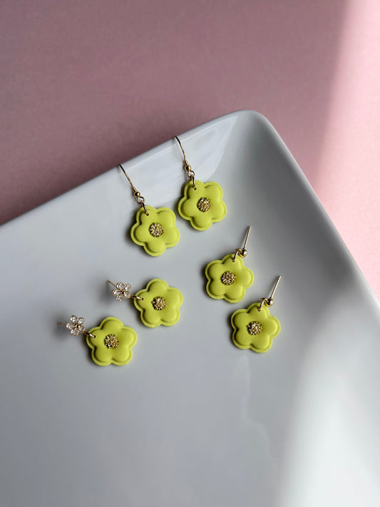 The Lea | Green Flower Clay Earrings