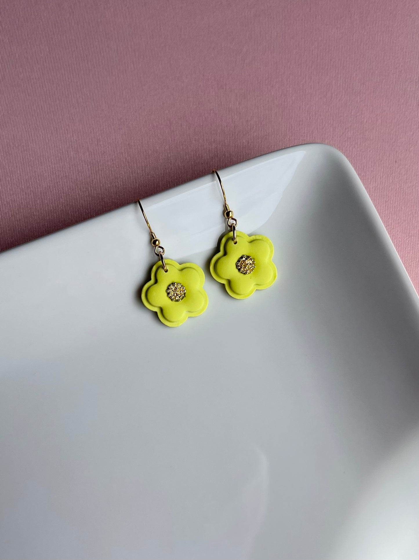 The Lea | Green Flower Clay Earrings