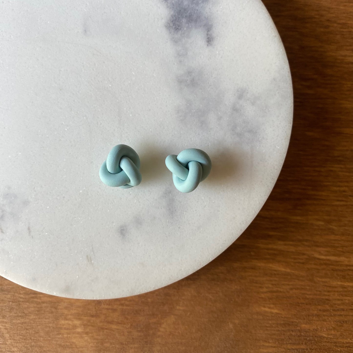 The Kenzi Single | Knot Clay Earrings