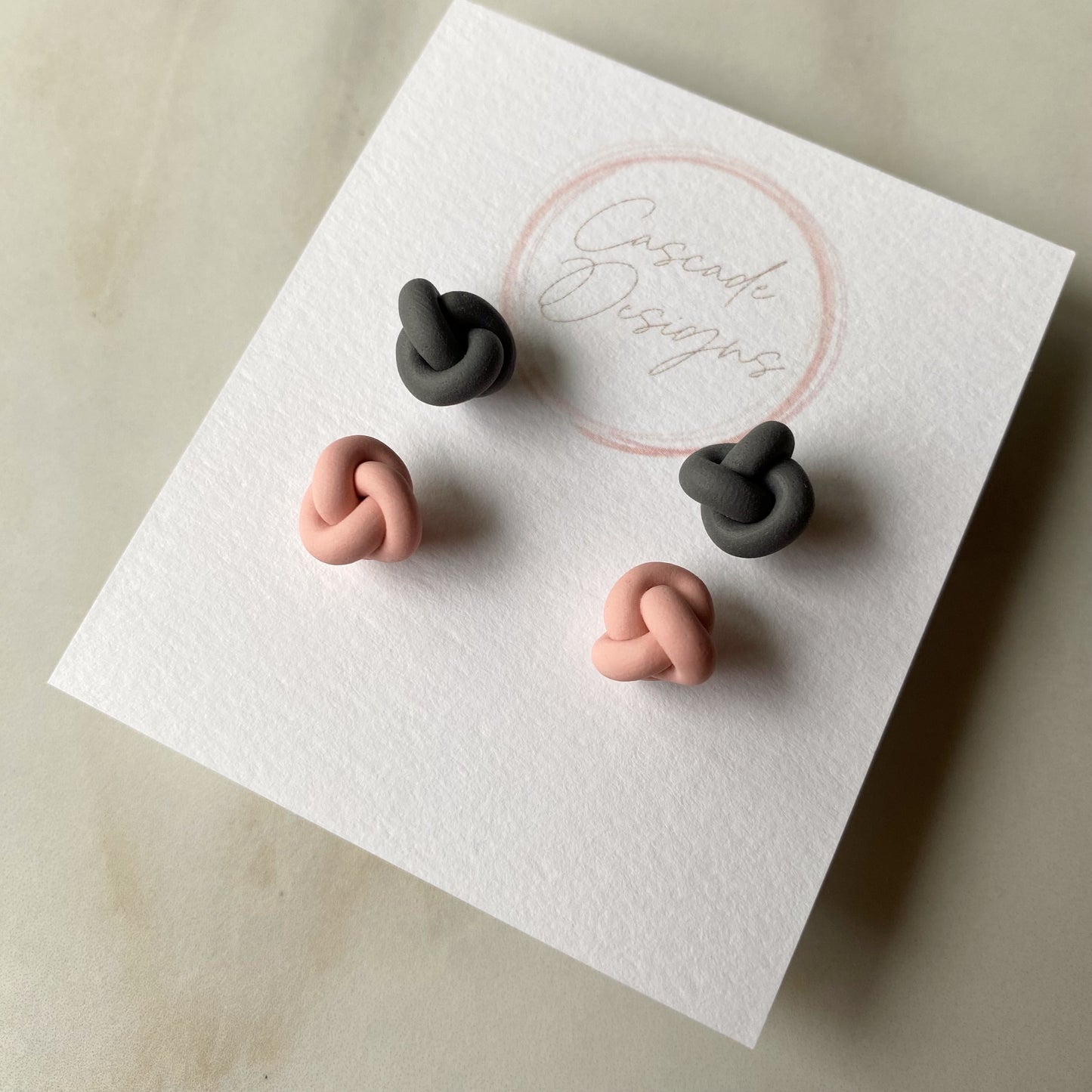 The Kenzi Single | Knot Clay Earrings