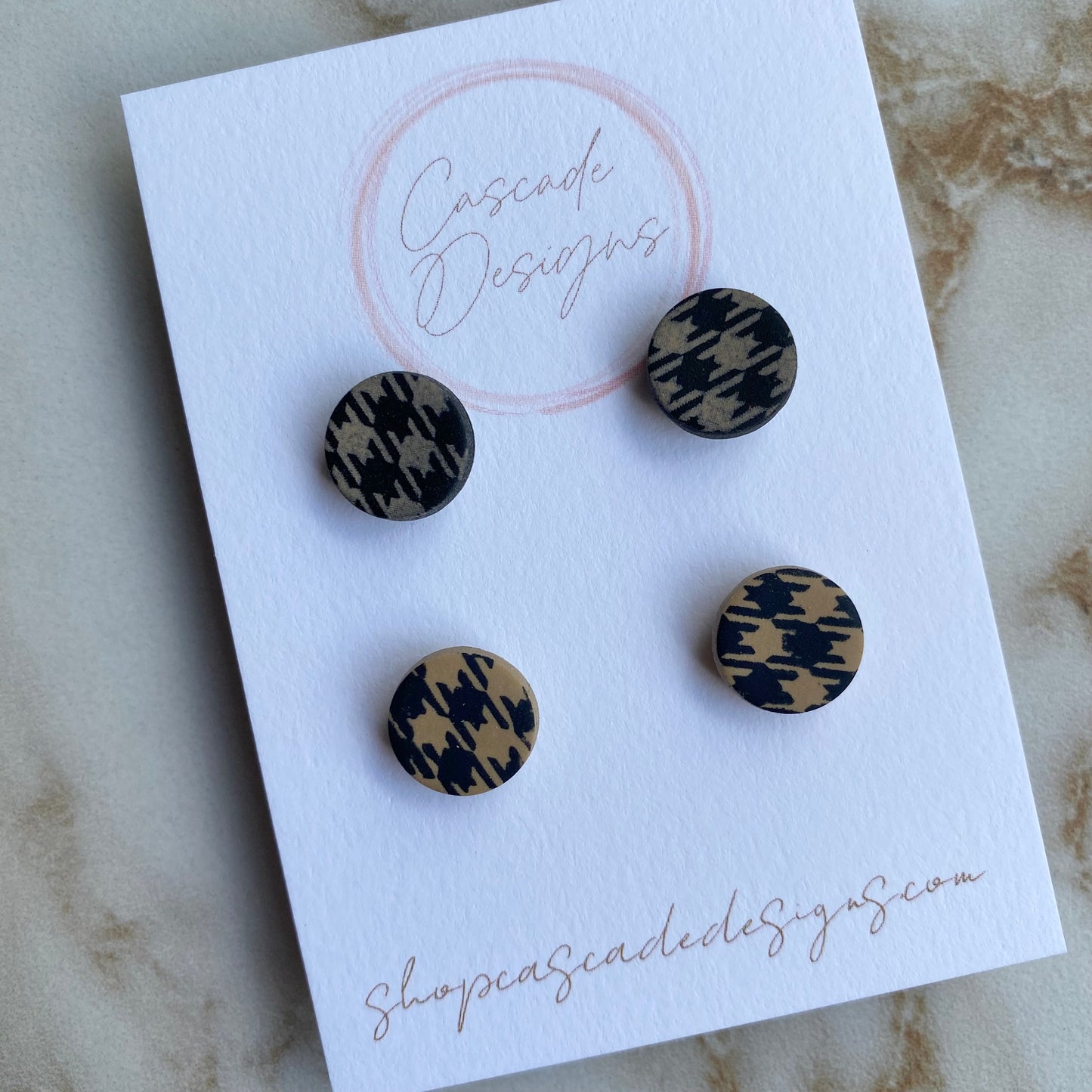 The Flanni | Flannel Round Clay Earring Studs