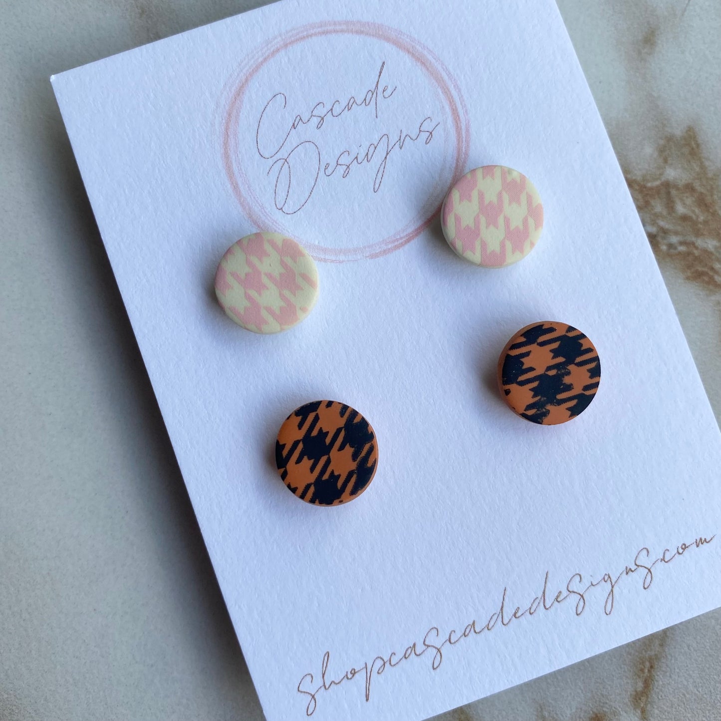 The Flanni | Flannel Round Clay Earring Studs