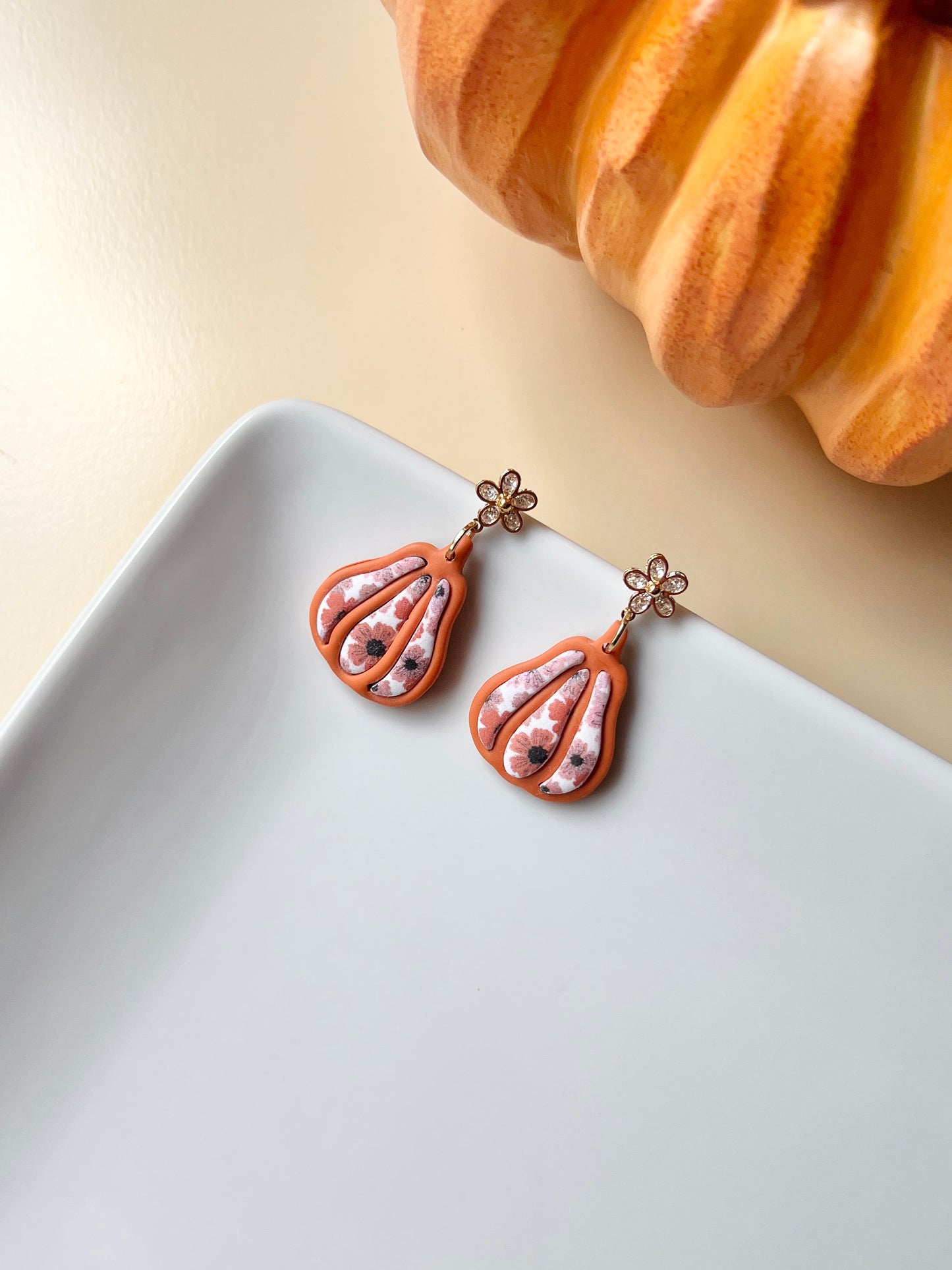 The Floral Gourd | Patterned Gourd Earrings