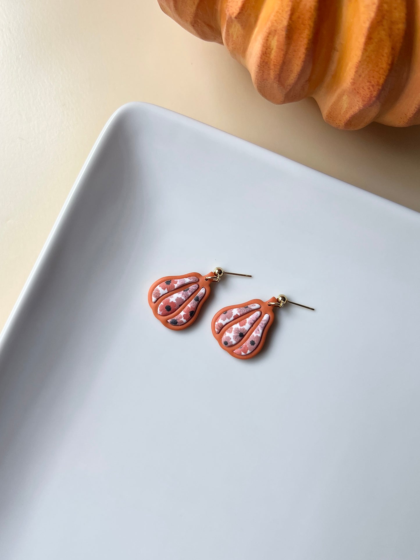 The Floral Gourd | Patterned Gourd Earrings