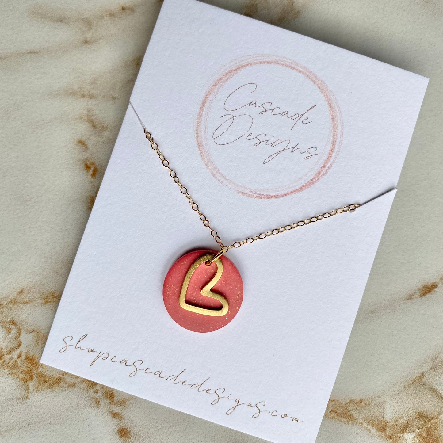 The Gold Amor | Round Heart Clay Necklace