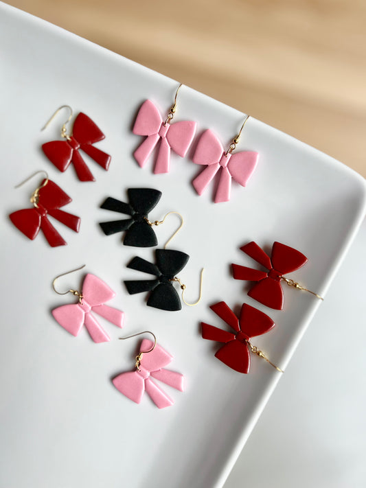 The Tinsel | Shimmery Bow Clay Earrings