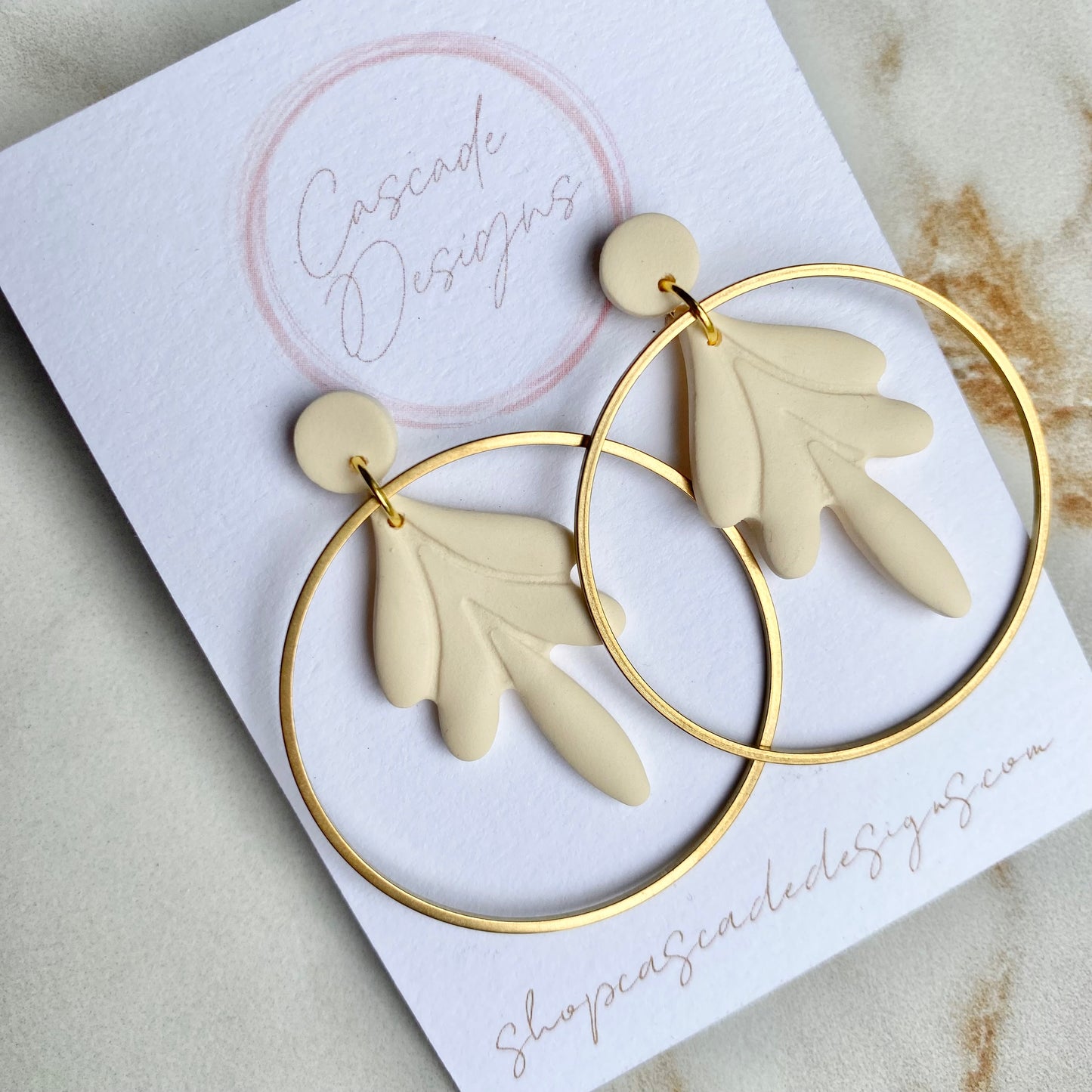 The Rhea | Hoop Clay Earrings