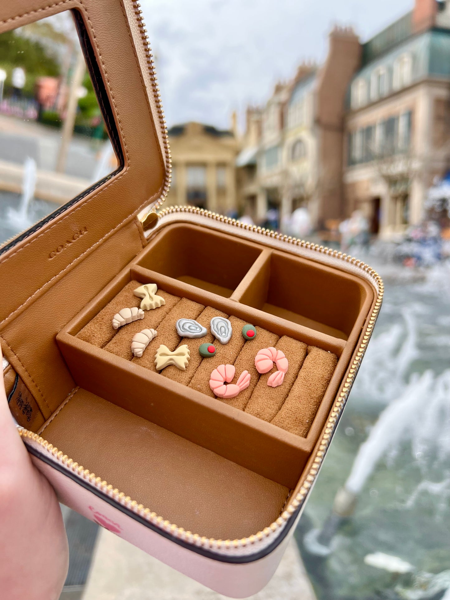 The Vacanza | Italian Snack Clay Earrings