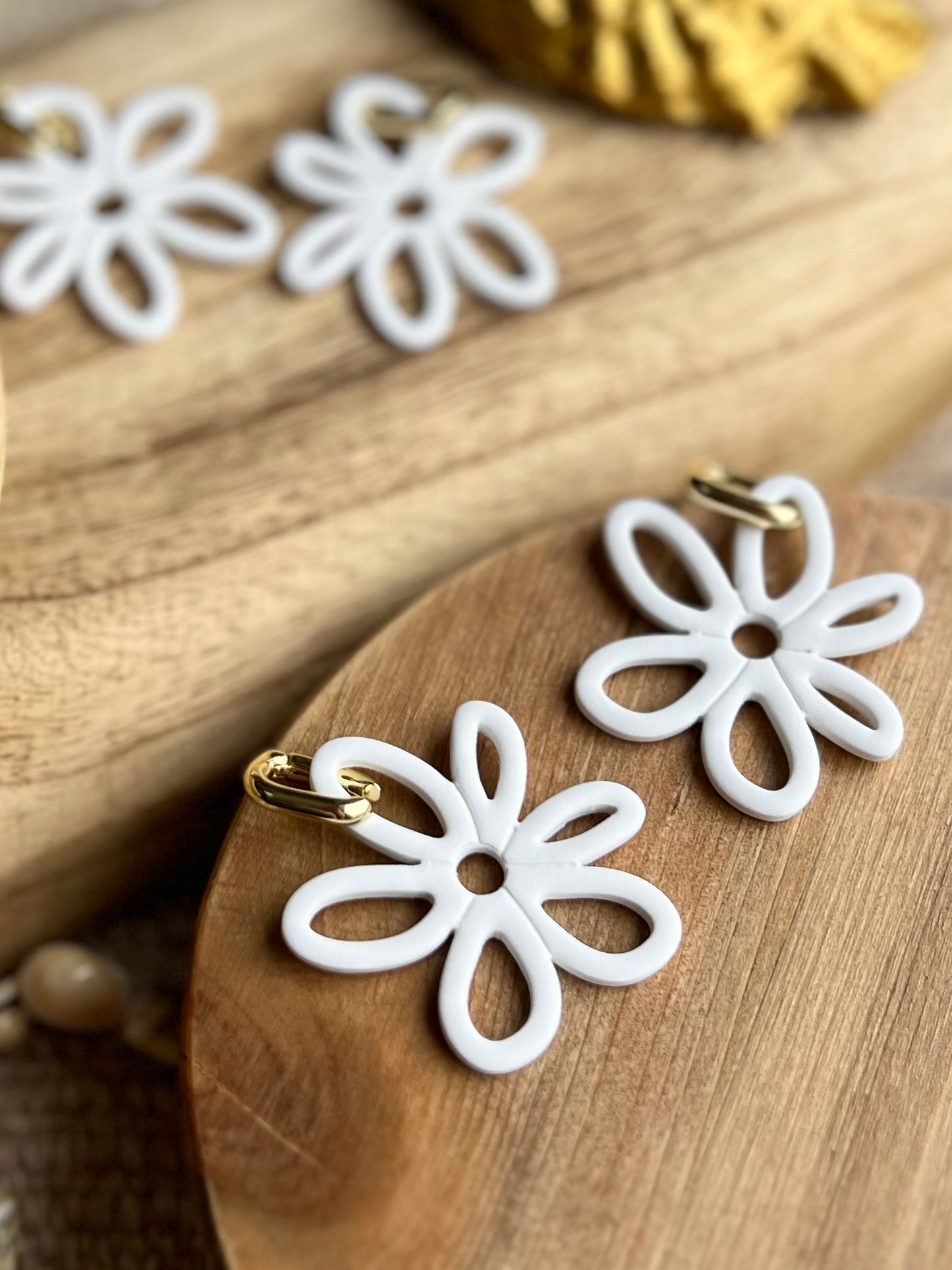The Carina | Tuscan Flower Clay Earrings