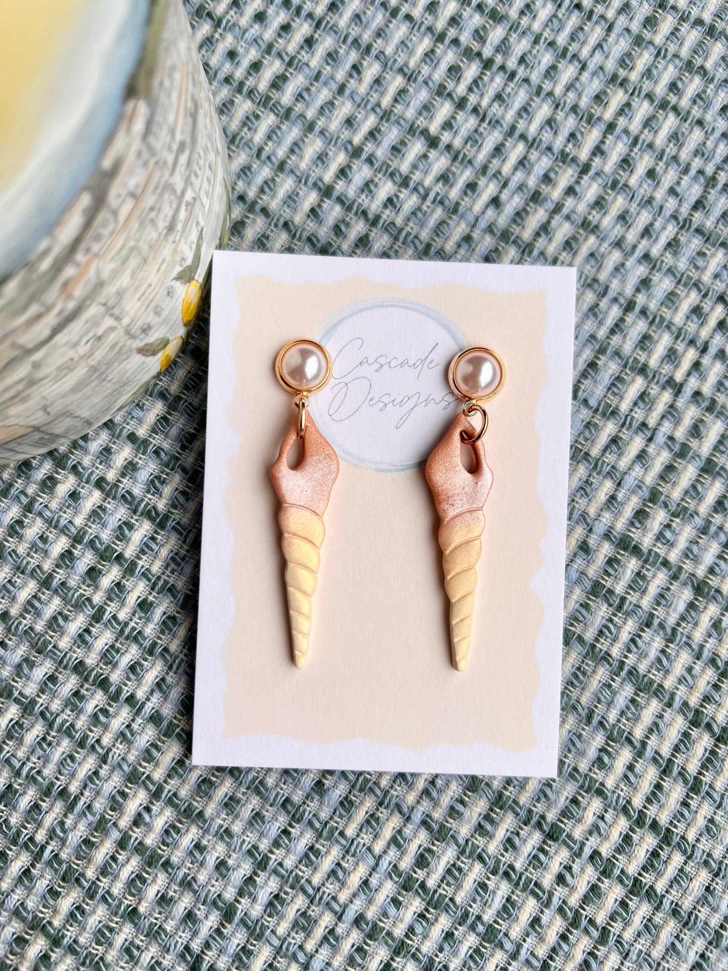 The Verona | Turret Shell Ombre Clay Earrings